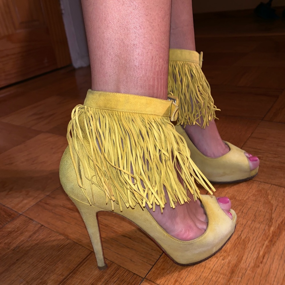 Christian Louboutin Short Tuna Suede